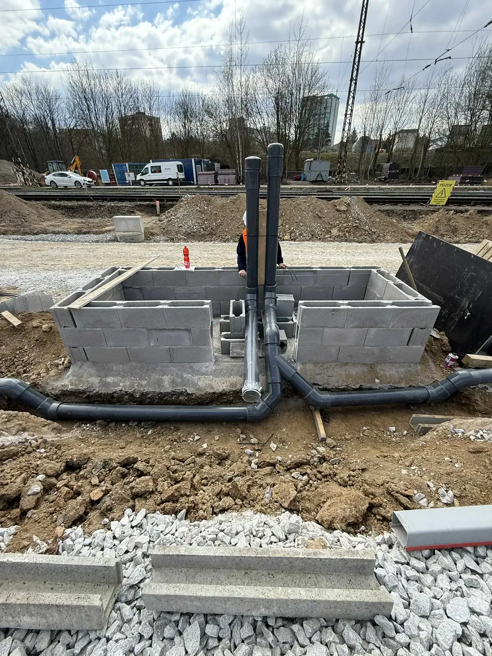 Technická šachta – potrubí